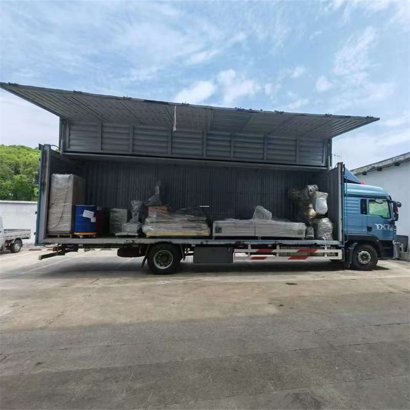 赤坎区新密市物流：多元专线与高效运输的探索