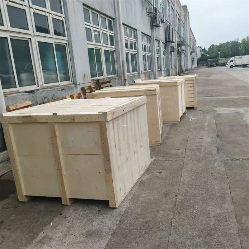 赤坎区永仁县进仓物流：多元运输的精彩之旅